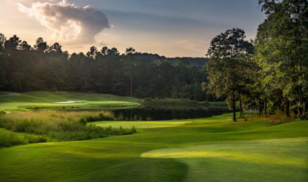 Golf course at Château Élan