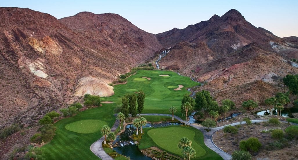 Cascata offers a regal golf experience, set in the scenic foothills of the River Mountain Range, approximately 30 minutes from the Las Vegas Strip.