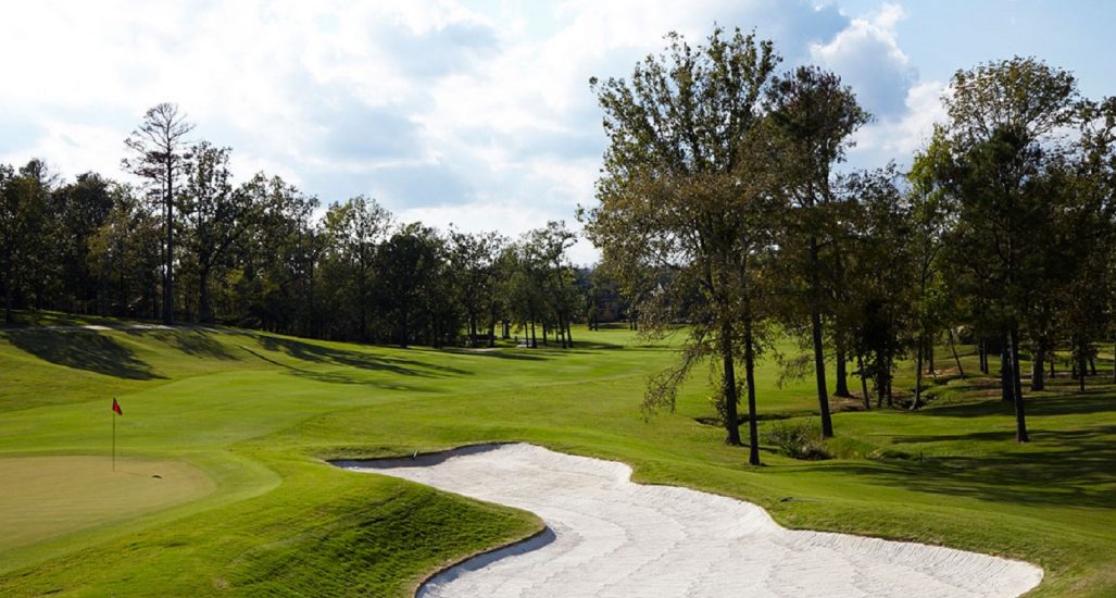 Southern Trace Country Club hole with bunker