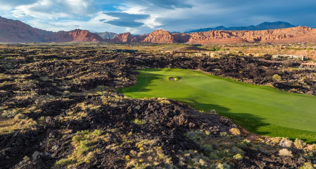 Arial view of entrada at snow canyon