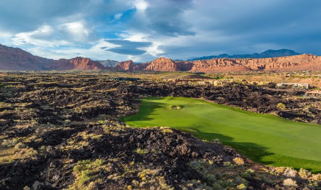 Arial view of entrada at snow canyon